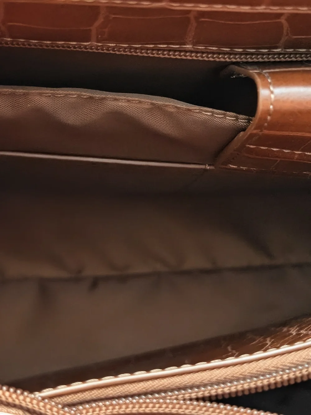 BÉIS The Work Tote in Maple Croc Excellent Like New Condition